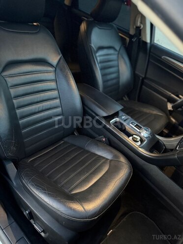 Ford Fusion (North America)-6