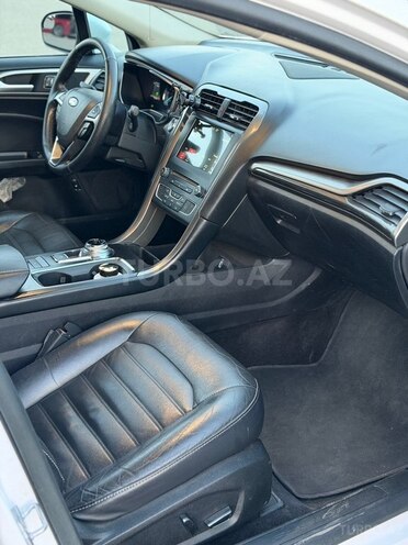 Ford Fusion (North America)-12