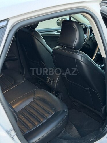 Ford Fusion (North America)-14