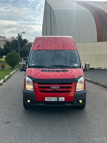 Ford Transit-1