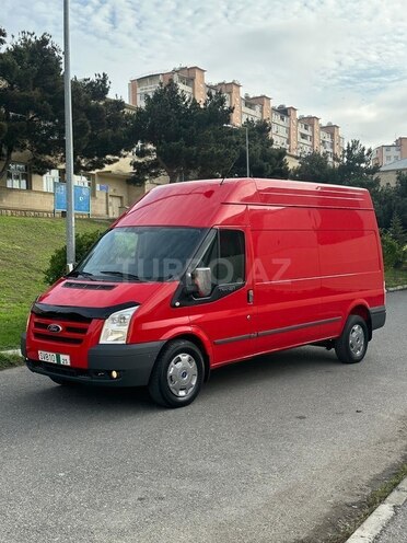 Ford Transit-4