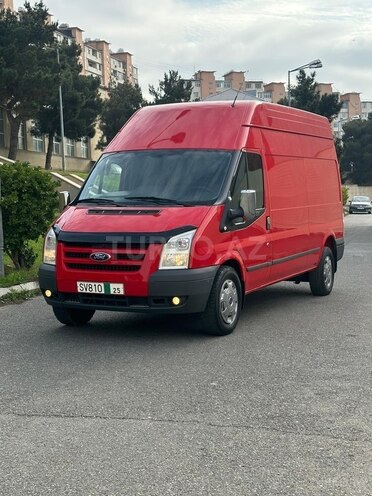 Ford Transit-2