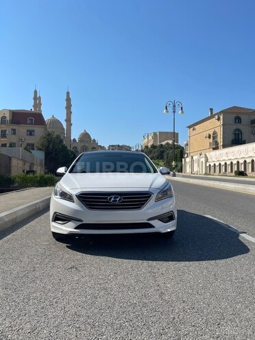 Hyundai Sonata-1
