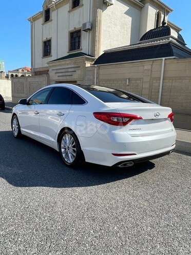 Hyundai Sonata-8