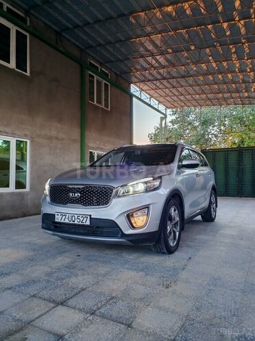 Kia Sorento-1