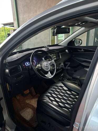 Kia Sorento-5