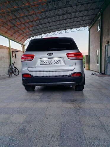 Kia Sorento-2