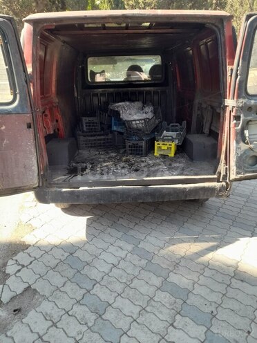 Ford Transit-3