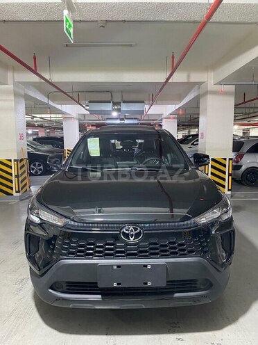 Toyota Corolla Cross-12