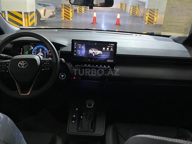 Toyota Corolla Cross-17