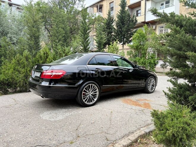 Mercedes E 350-7