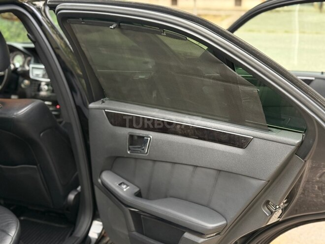 Mercedes E 350-18