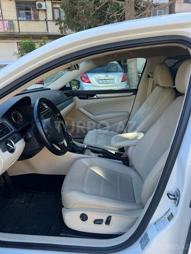 Volkswagen Passat (North America)-10