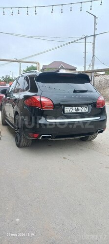 Porsche Cayenne-6