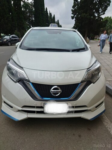 Nissan Note-1