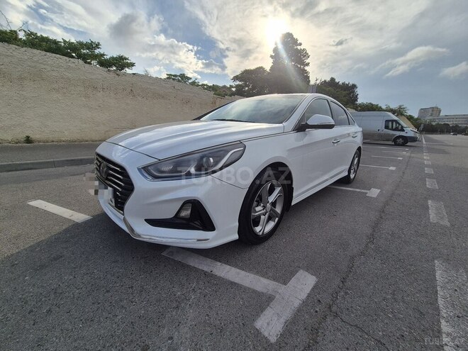 Hyundai Sonata-20