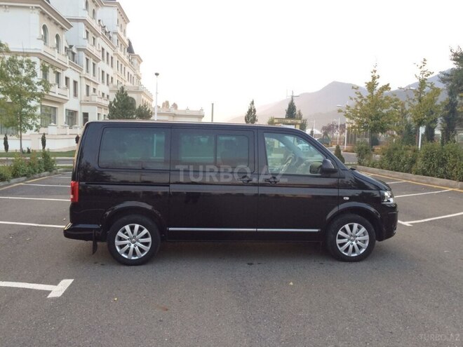 Volkswagen Multivan-3