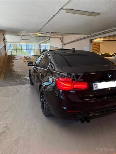 BMW 330e-5
