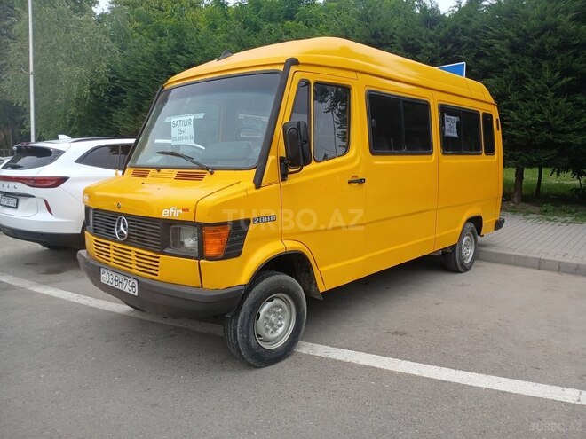 Mercedes 208 D-2