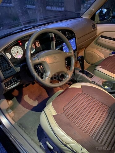 Nissan Pathfinder-9