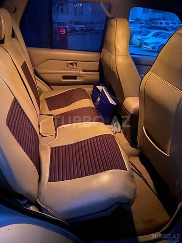 Nissan Pathfinder-11