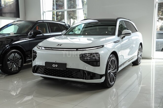 XPeng G9-2