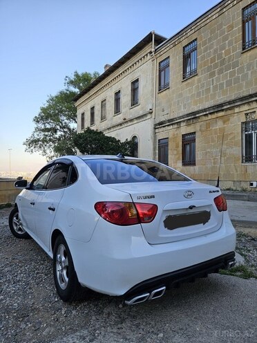 Hyundai Elantra-7