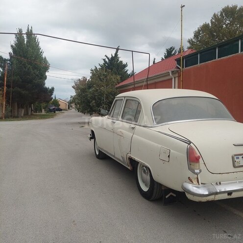 GAZ 21 "Volga"-6