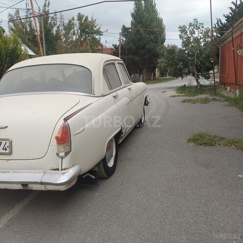 GAZ 21 "Volga"-5