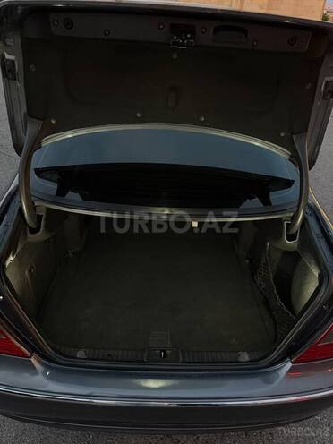 Mercedes E 350-13