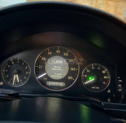 Mercedes E 350-10
