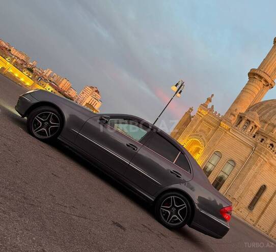 Mercedes E 350-6