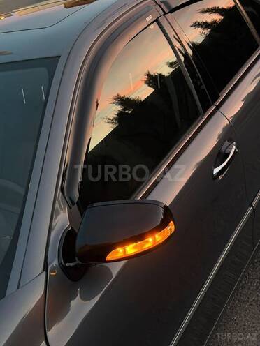 Mercedes E 350-7