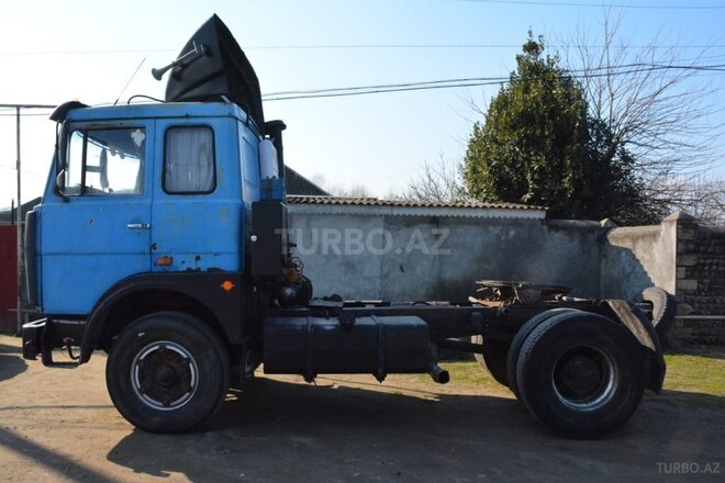 MAZ 54323-6