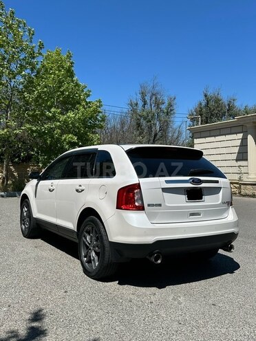 Ford Edge-6