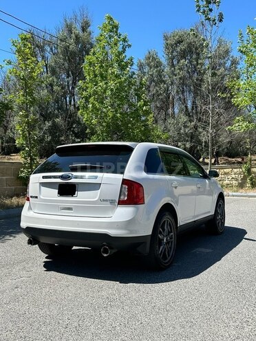 Ford Edge-7