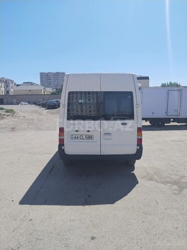 Ford Transit-7
