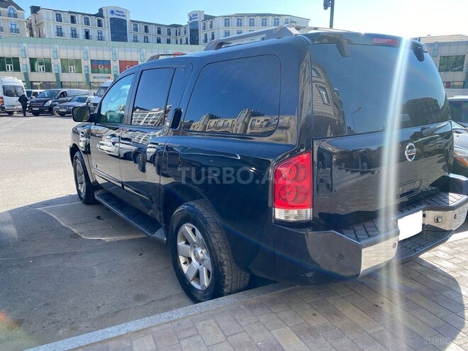 Nissan Armada-6