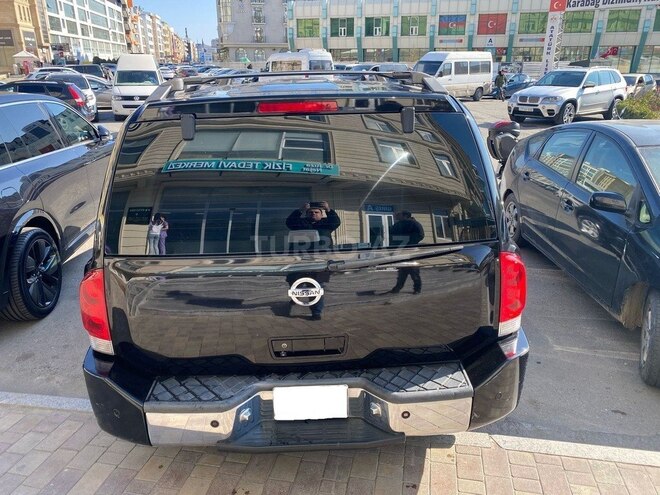 Nissan Armada-2