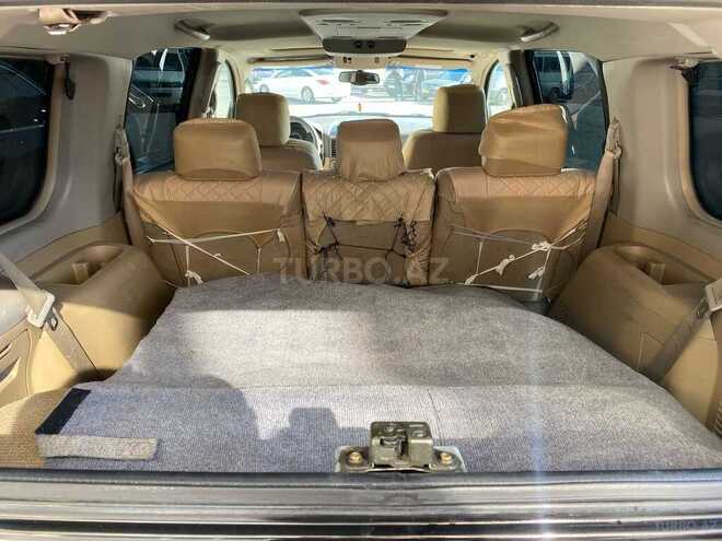 Nissan Armada-4