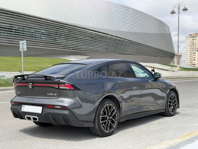 Changan Uni-V iDD-2