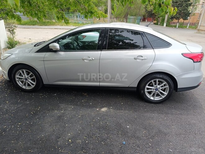 Ford Focus-5