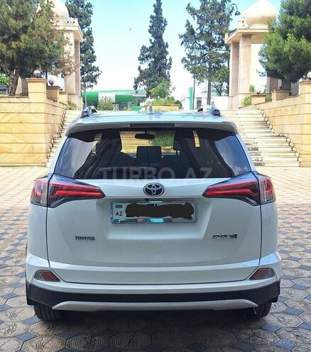 Toyota RAV4-2