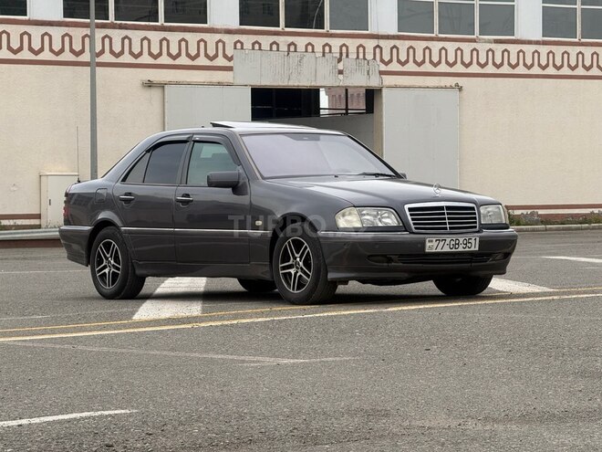 Mercedes C 240-8