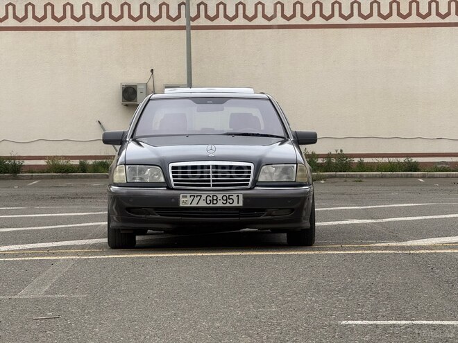 Mercedes C 240-3