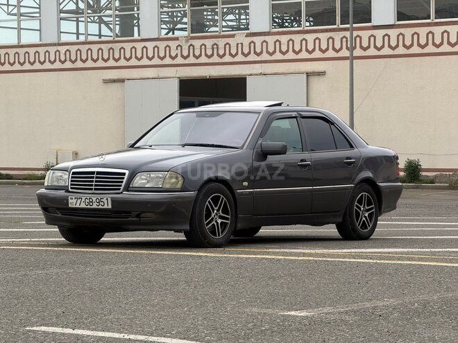 Mercedes C 240-6