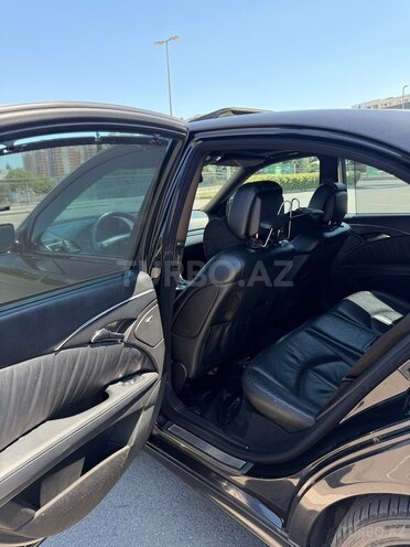 Mercedes E 350-12