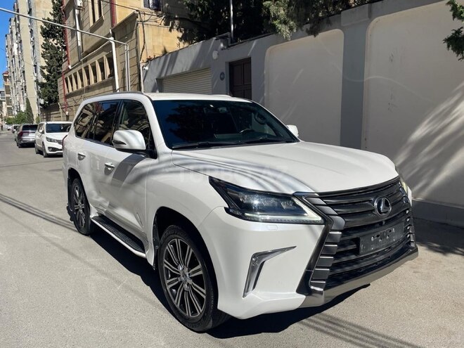 Lexus LX 450d-3