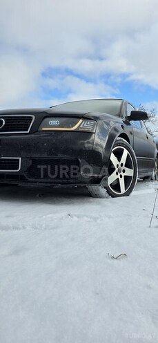 Audi A4-7