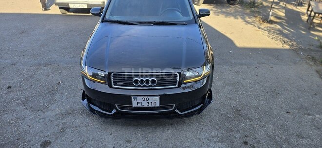 Audi A4-1